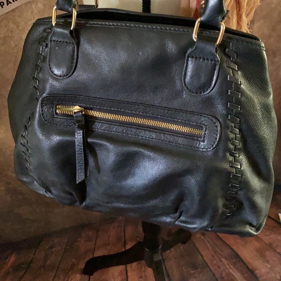 Isabella Fiore Floral Design Leaather Shoulder Bag - Picture 16 of 17